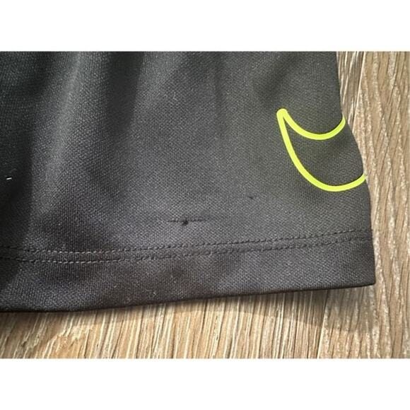 Nike Size 12M Infant Boys 2-Piece Summer Set - Gray T-Shirt & Black - Picture 2 of 3